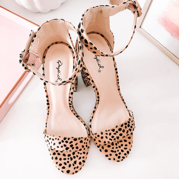 Leopard Spotted Animal Print Chunk - Picture 5 of 5